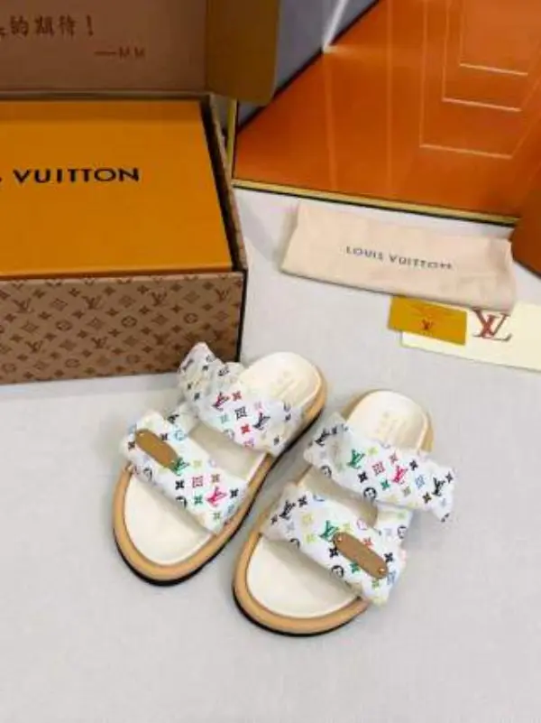 LV Beverly Hills Sneaker